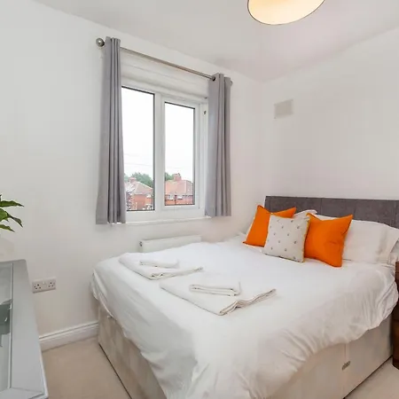 Woodlea House With Hot Tub With Free Parking York